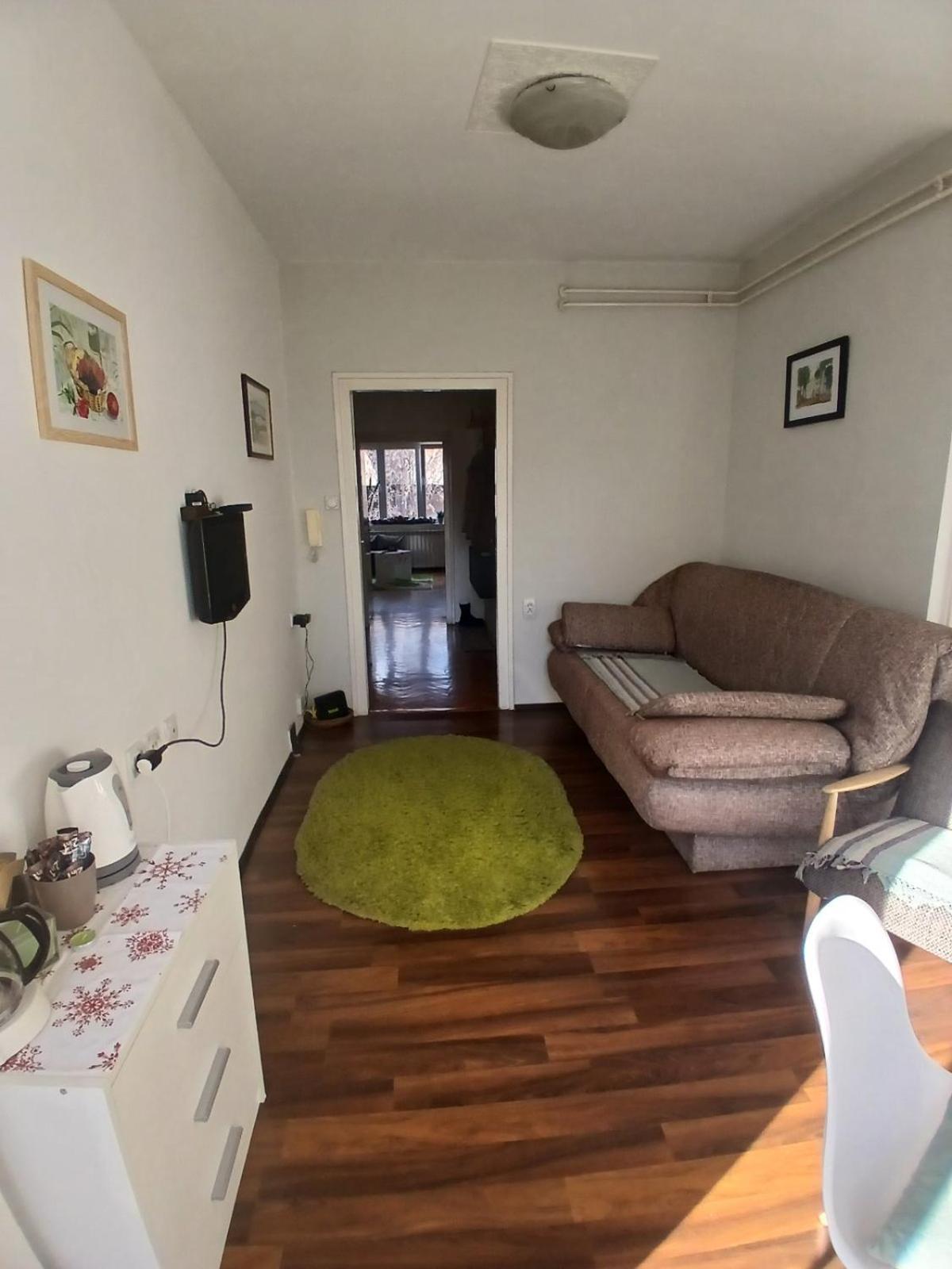 Lägenhet Nada Sweet House Belgrad